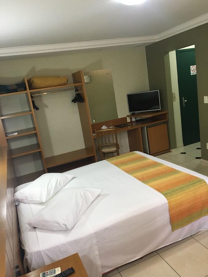 Vila Verde Hotel Toledo  Eksteriør billede